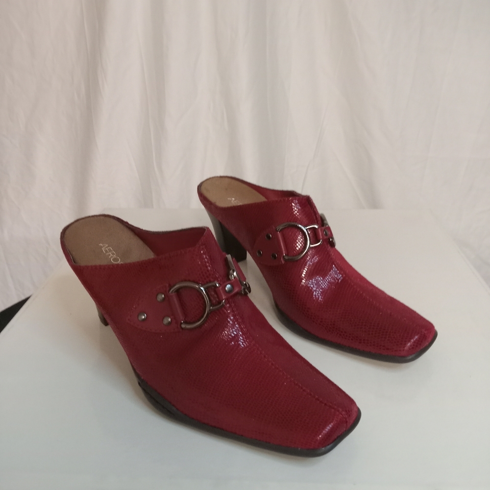Aerosoles Women's Red Mules